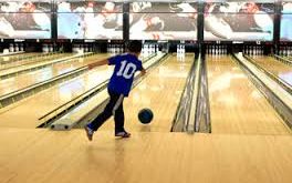 Summer Bowling Deals and Freebies for Families!